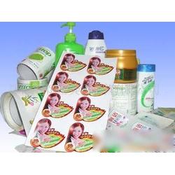 透明标签在化妆品零售中的应用与供应链优势